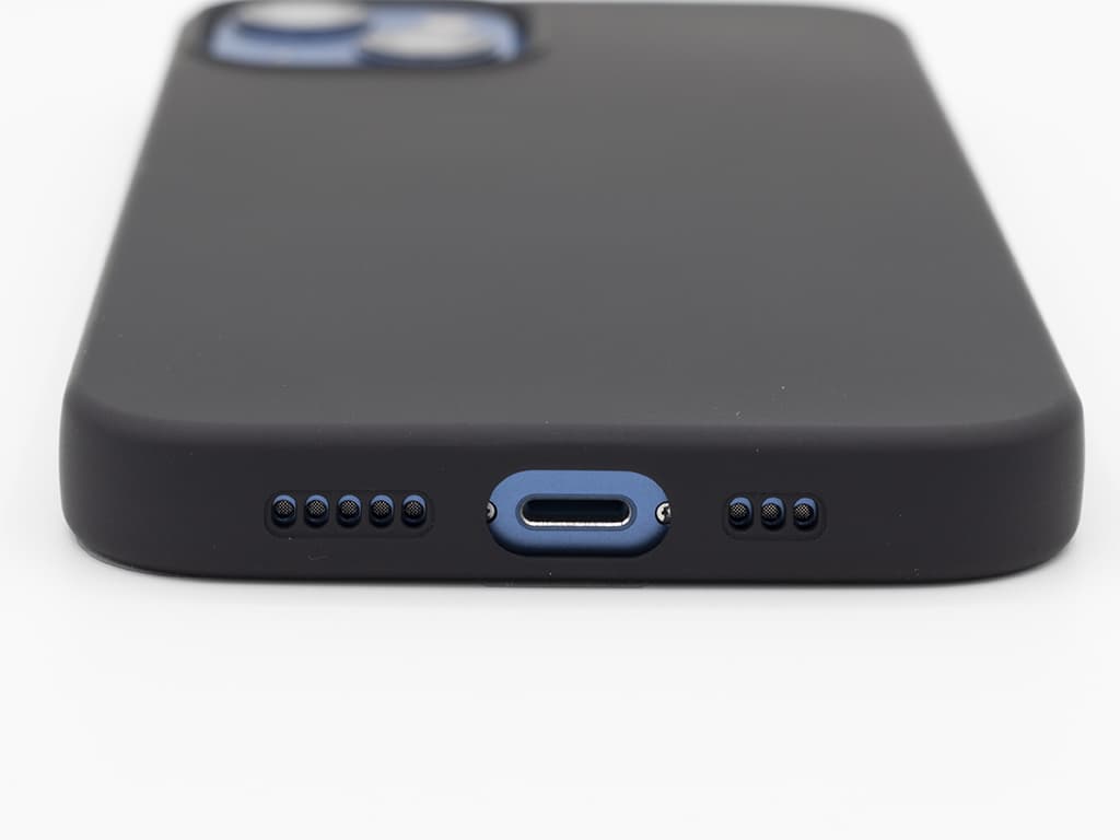 Silikonový obal na iPhone 13 - Černý - 3